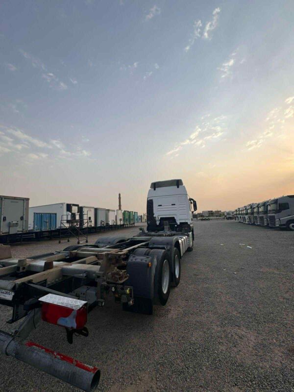 MAN.TGX - Image 4