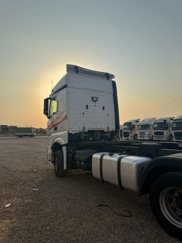 Actros 2545 - Image 2